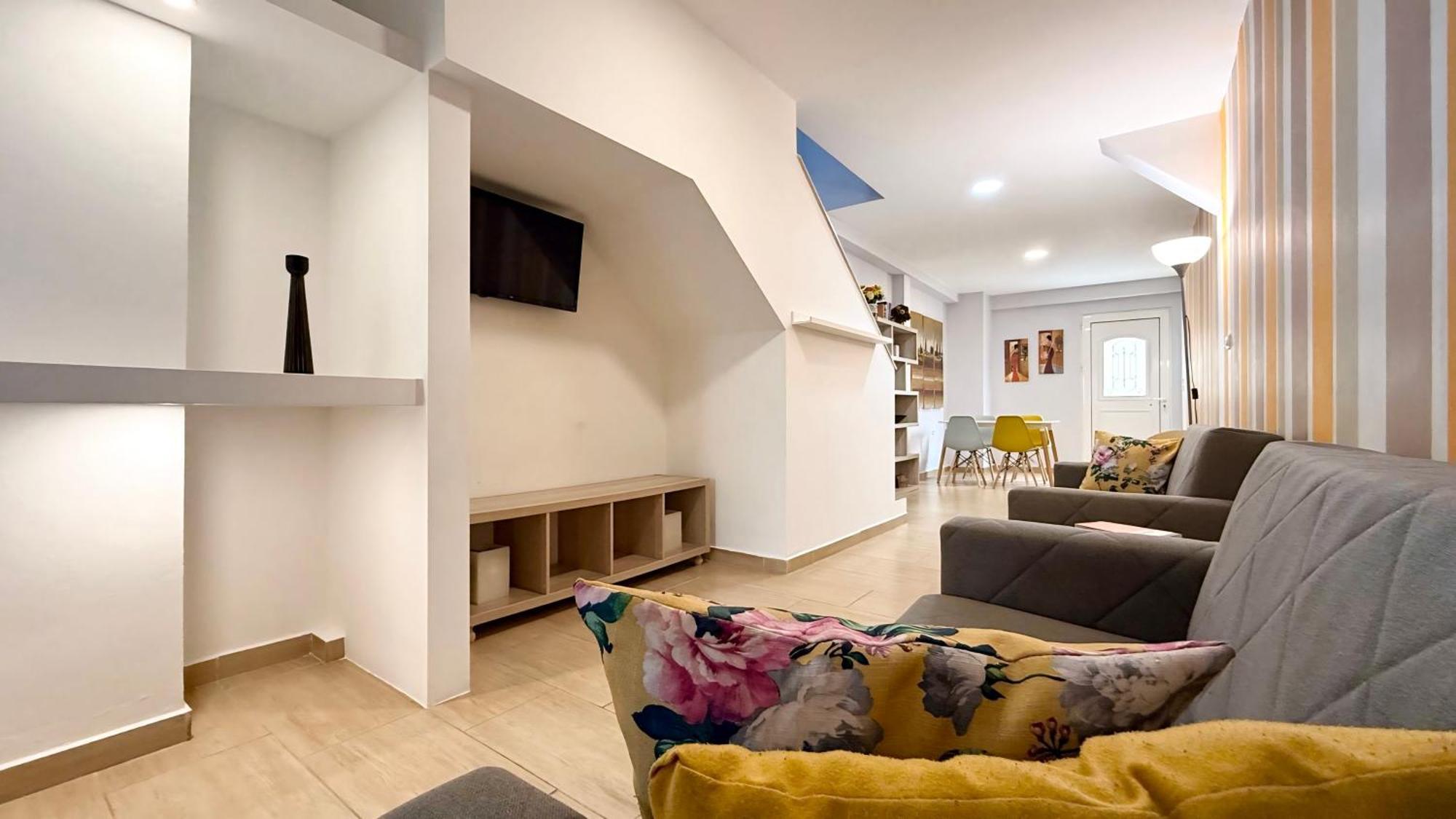 Byron Urban Apartment Kalamata Exterior foto